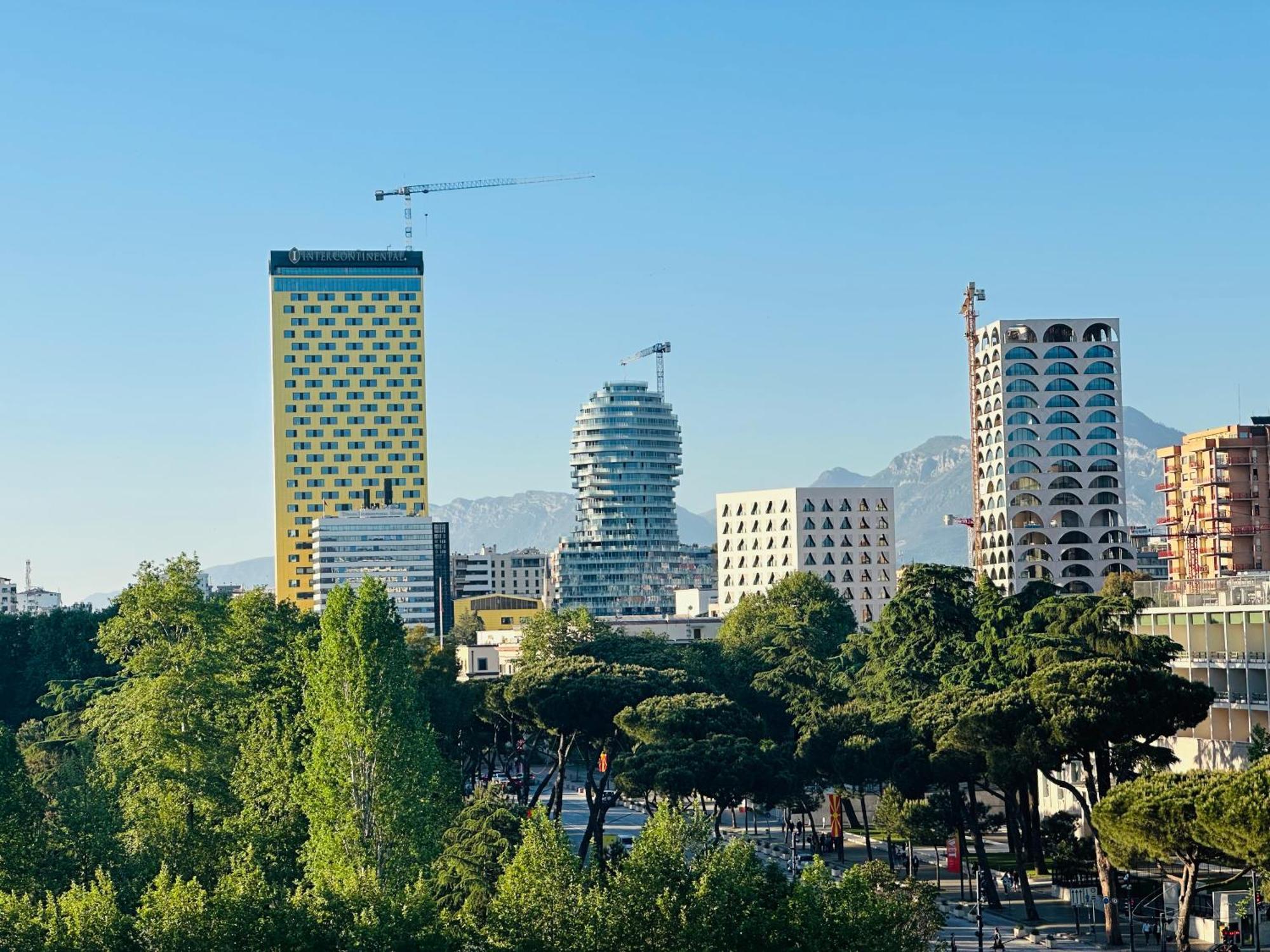 Amo Tower Tirana Center Apartment Exterior photo